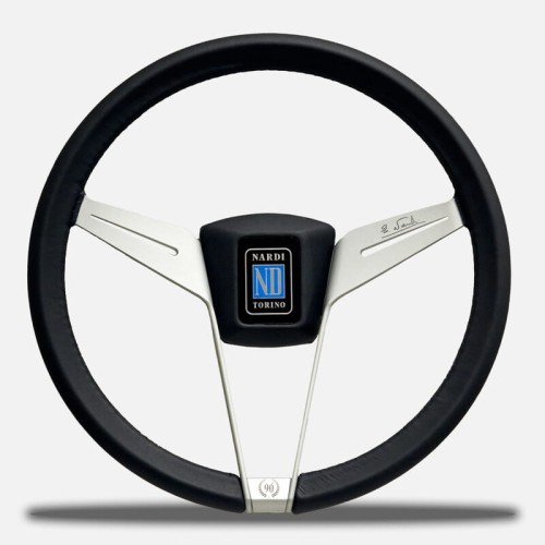 xlarge-novantesimo_center_pad_1.jpg