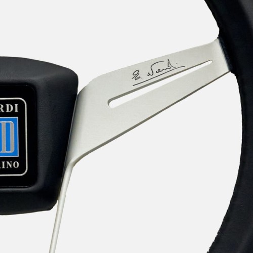 xlarge-novantesimo_center_pad_2.jpg
