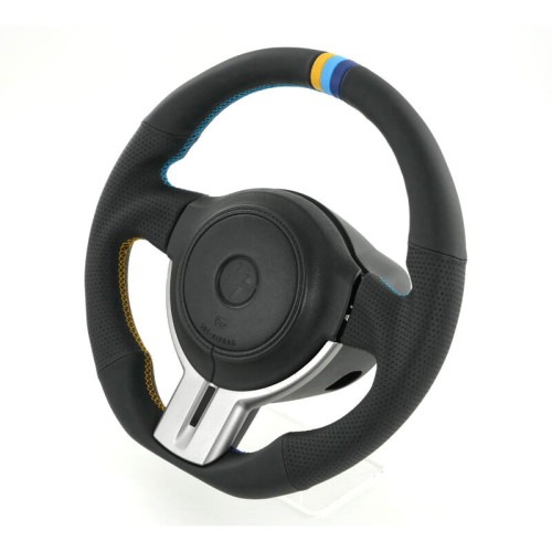 xlarge-greddy-86-zenki-steering-wheel-02.jpg